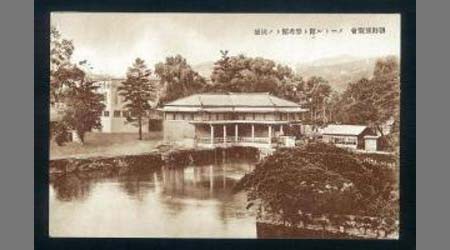 メートル館ト參考館トノ眺望